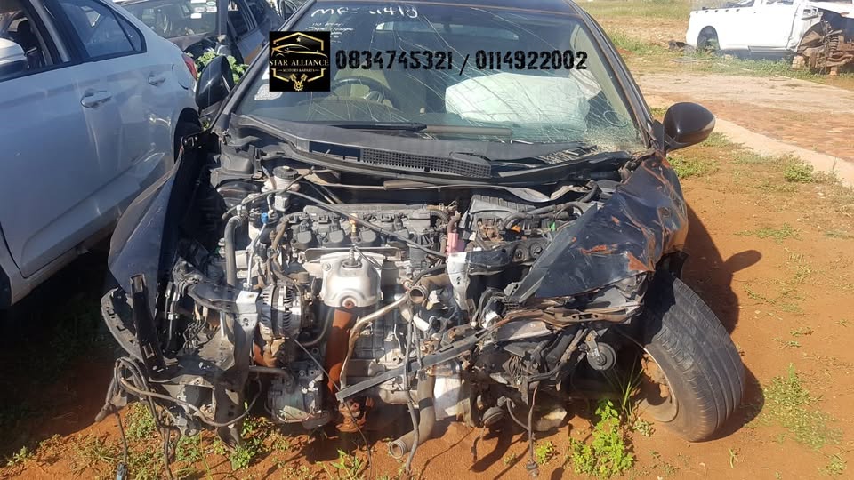 HONDA CIVIC STRIPPING FOR SPARES - Private Seller HONDA CIVIC STRIPPING FOR SPARES - Private Seller