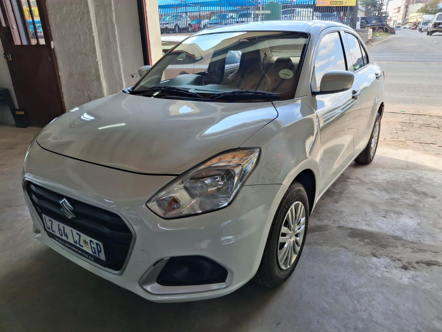 Used 2024 Suzuki DZire 1.2 GL manual - Private Seller Used 2024 Suzuki DZire 1.2 GL manual - Private Seller