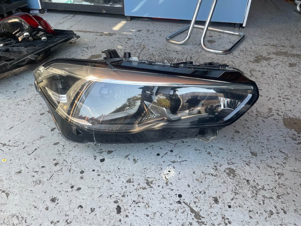 BMW G05 headlight RHS