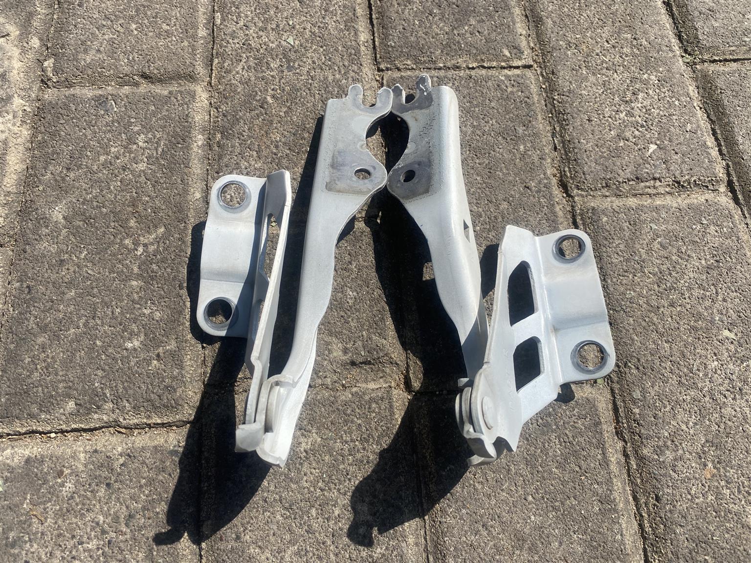 2019 MAZDA 2 BONNET HINGES FOR SALE. IN EXCELLENT CONDITION - Private Seller 2019 MAZDA 2 BONNET HINGES FOR SALE. IN EXCELLENT CONDITION - Private Seller