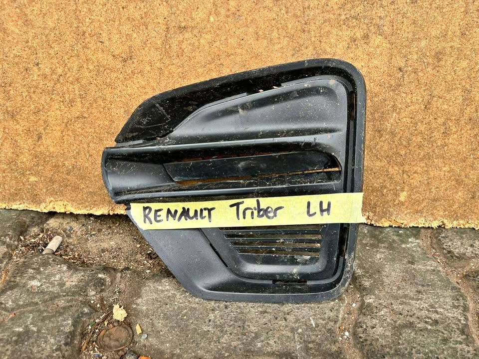 Renault Triber Foglamp Cover - Private Seller Renault Triber Foglamp Cover - Private Seller