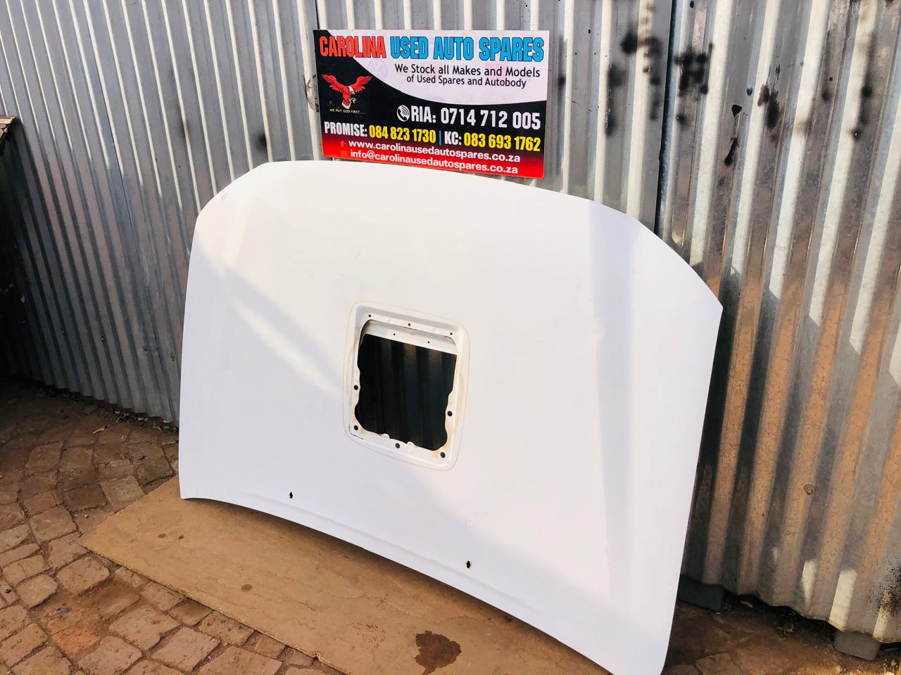 Toyota Hilux D4D bonnet with scoop opening - Private Seller