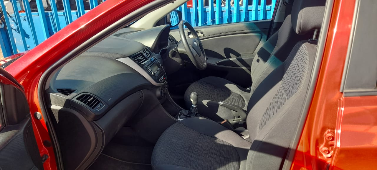 2017 Hyundai Accent 1.6 manual