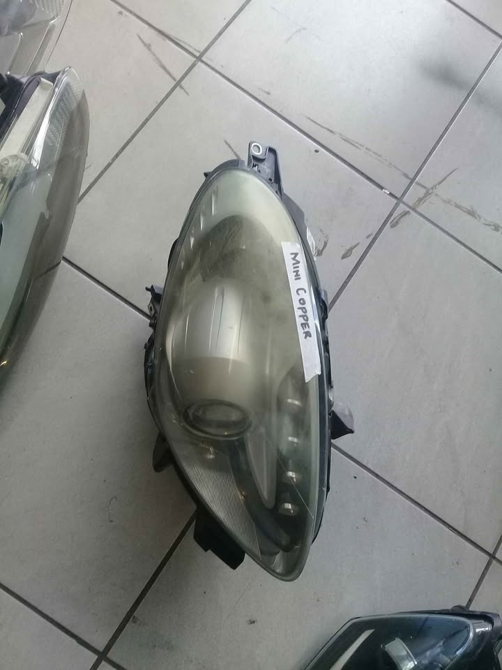 Alfa Romeo Giulietta Led Xenon Headlight - Private Seller Alfa Romeo Giulietta Led Xenon Headlight - Private Seller