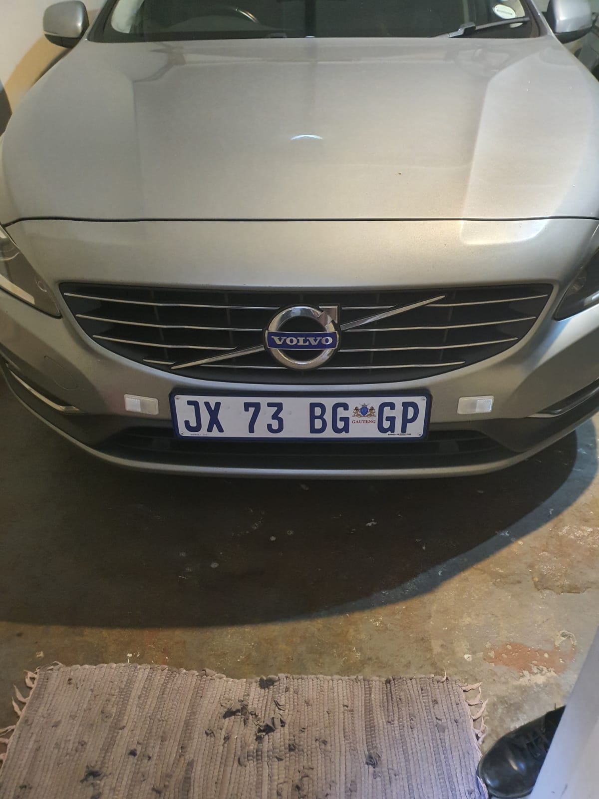 2014 volvo S60 for sale,R120 000