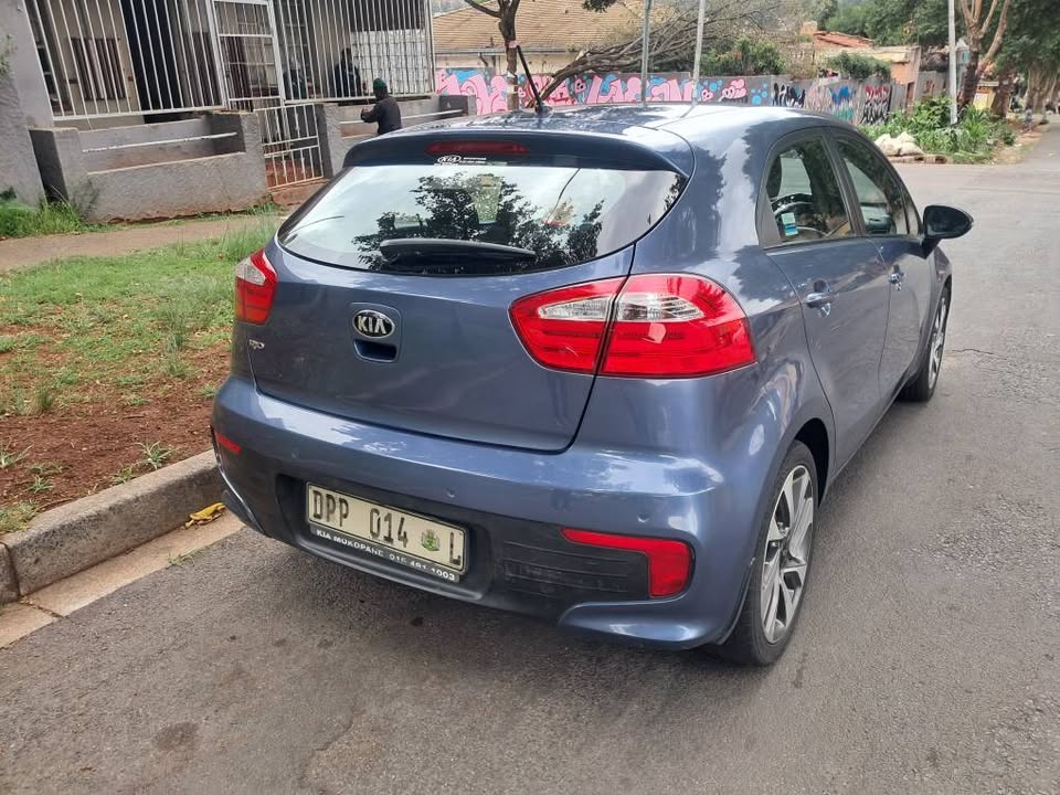 Kia Rio 1.4 hatchback manual 2016 for sale
