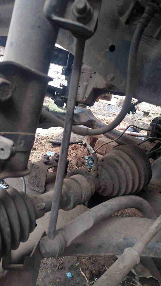 Nissan Murano LHS stabilizer link - Private Seller Nissan Murano LHS stabilizer link - Private Seller