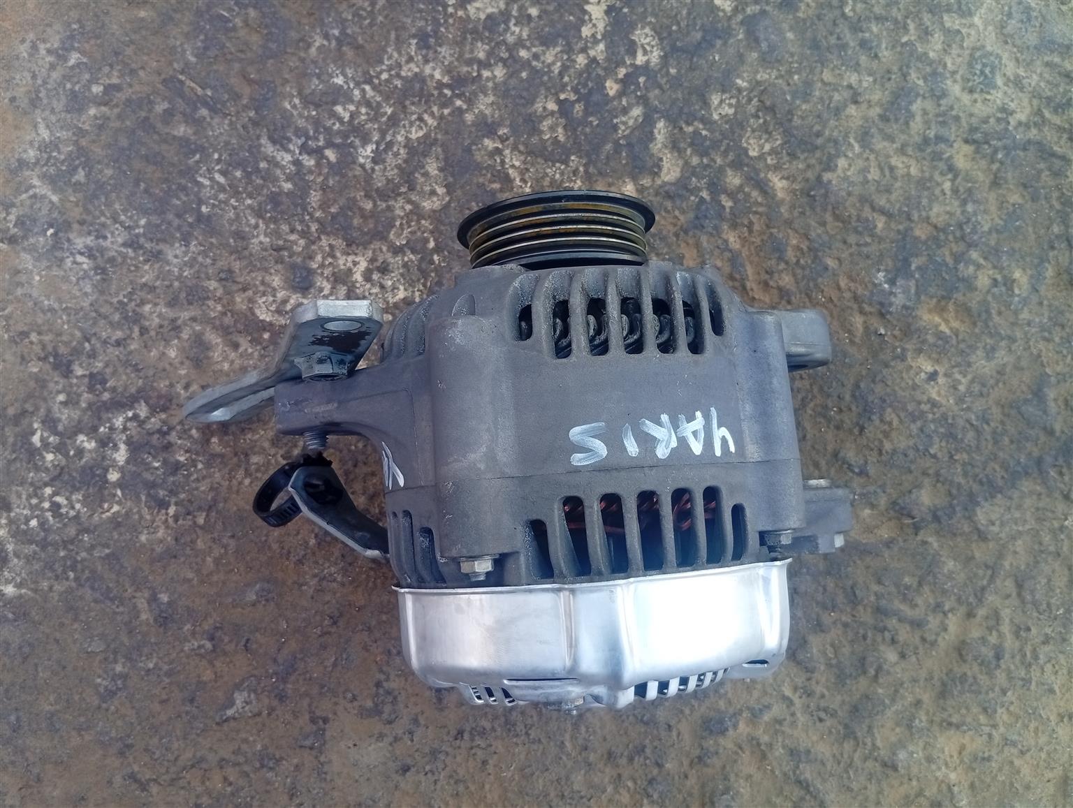 2006-2014 Toyota Yaris 27060-21150 27060-21151 12V Alternator - Private Seller 2006-2014 Toyota Yaris 27060-21150 27060-21151 12V Alternator - Private Seller