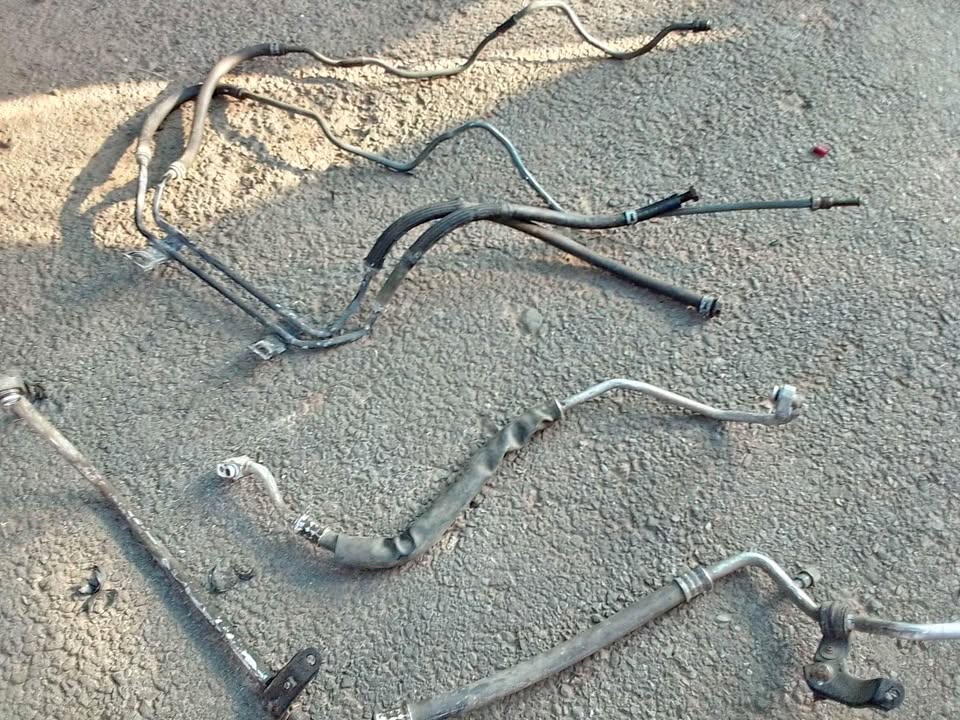 2003 up Toyota Prado 120 series V6 steering pump pipes and Aircon pipes - Private Seller 2003 up Toyota Prado 120 series V6 steering pump pipes and Aircon pipes - Private Seller