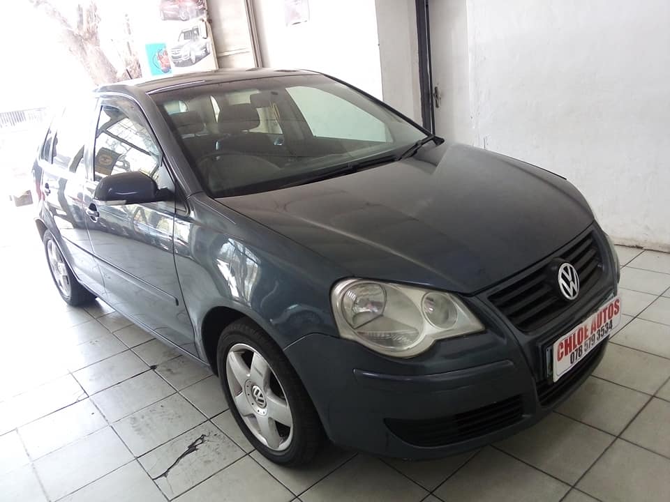 2010 VW POLO BUTJWA 1.6 MANUAL PETROL GREY 82000KM