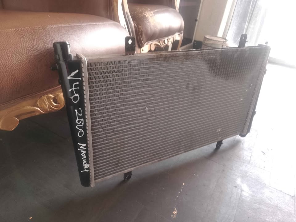 VOLVO V40 2010 AUTOMATIC RADIATOR AVAILABLE - Private Seller VOLVO V40 2010 AUTOMATIC RADIATOR AVAILABLE - Private Seller