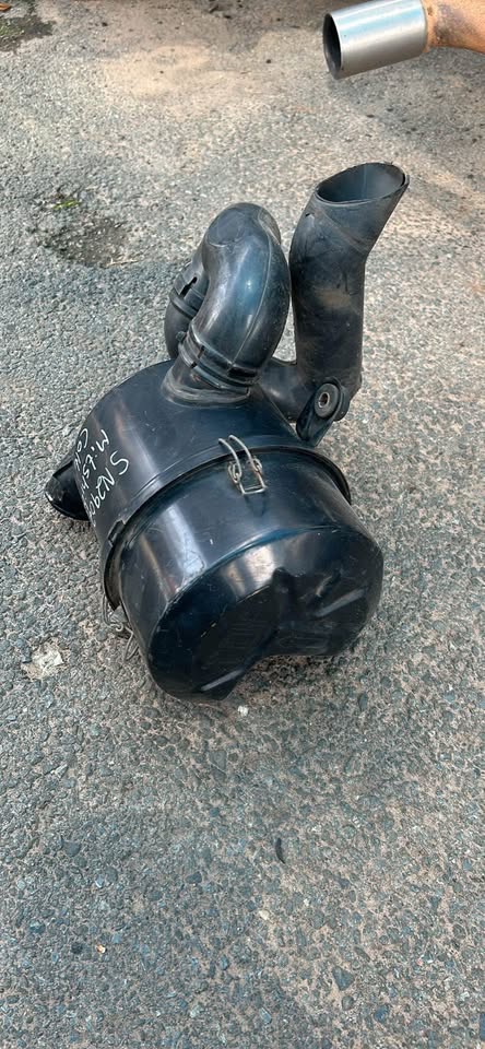 Mitsubishi Colt 2.8 Air Filter Box For Sale - Private Seller