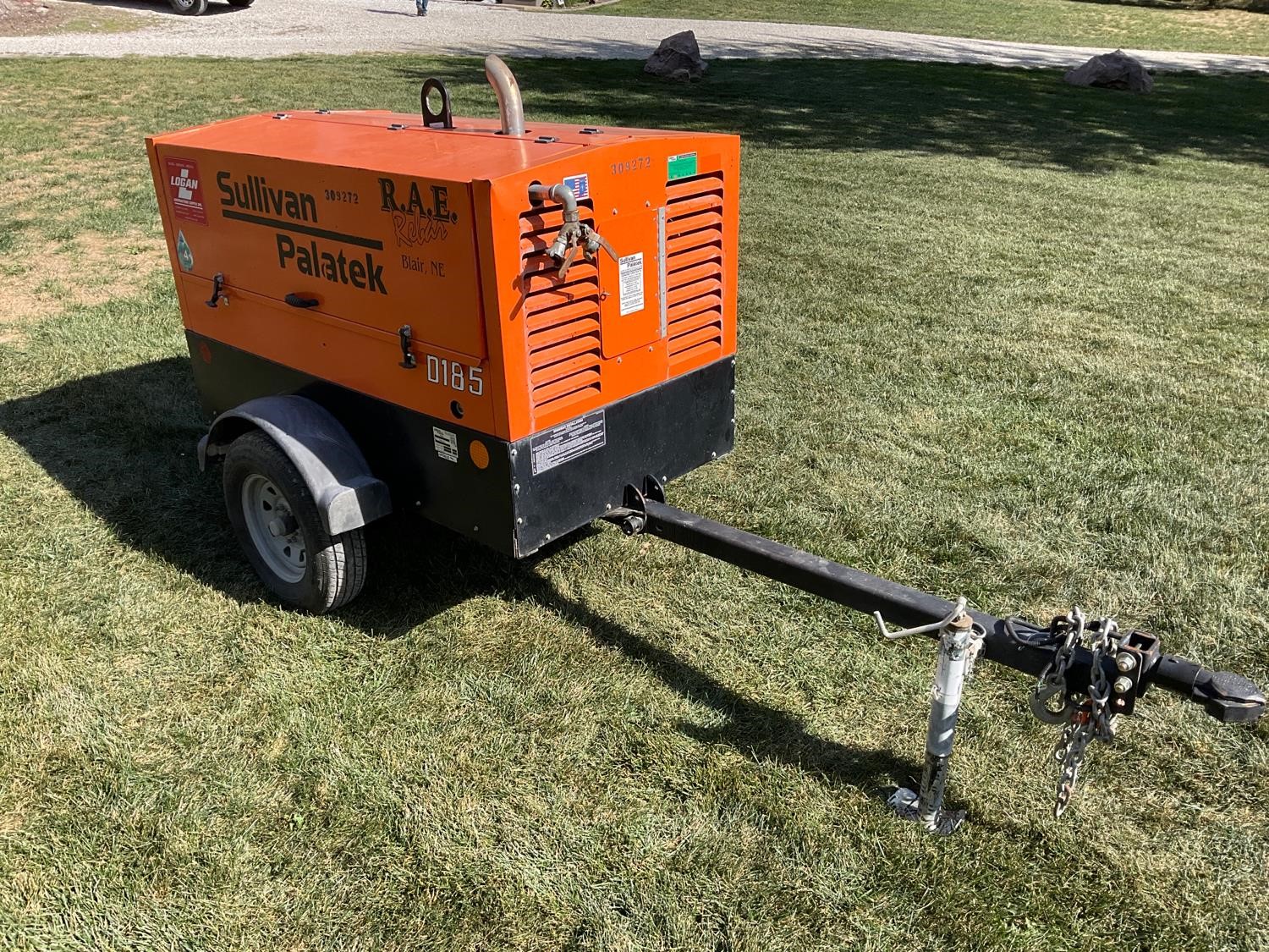 Don't Miss Out !! 2015 Sullivan Palatek D185 Portable Air Compressor ...