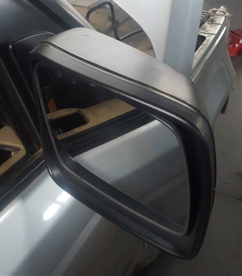 Range Rover Sport Side-Mirror for sale | AUTO EZI - Private Seller Range Rover Sport Side-Mirror for sale | AUTO EZI - Private Seller