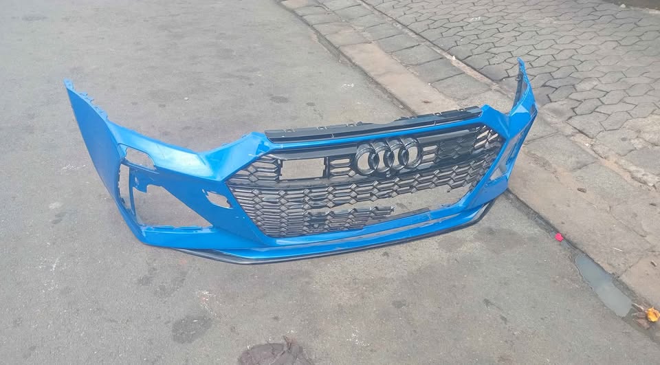 Audi RS7 front bumper - Private Seller Audi RS7 front bumper - Private Seller