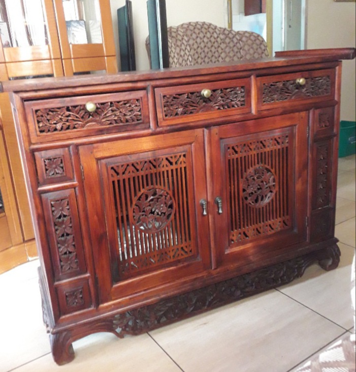 Bali hand Carved unit