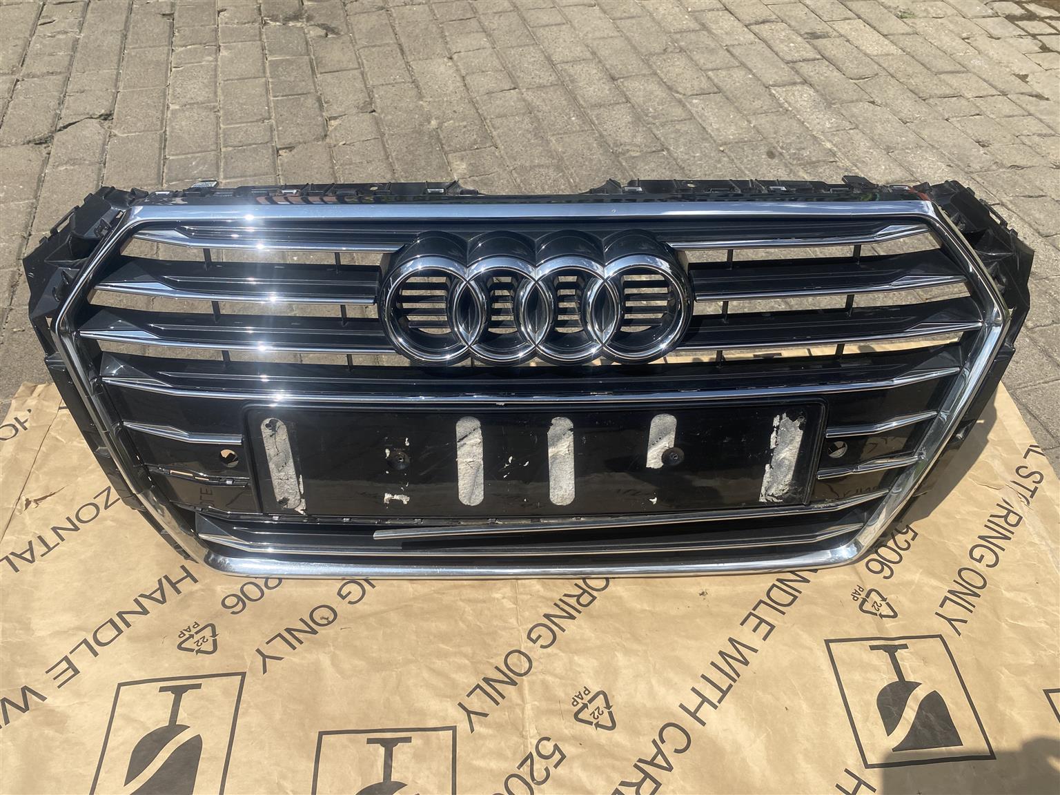 2019 AUDI A4 B9 RADIATOR GRILLE FOR SALE - Private Seller 2019 AUDI A4 B9 RADIATOR GRILLE FOR SALE - Private Seller