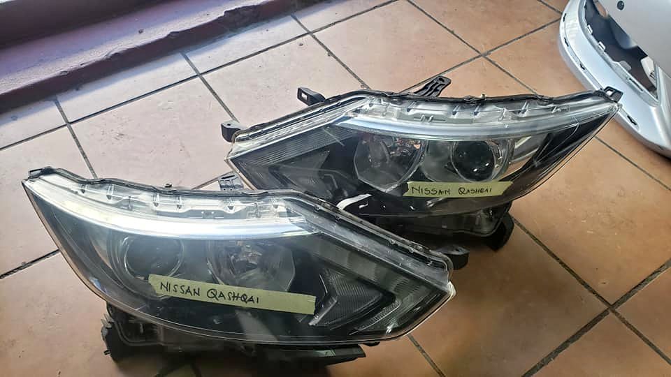 Nissan Quashqai Headlights - Private Seller Nissan Quashqai Headlights - Private Seller