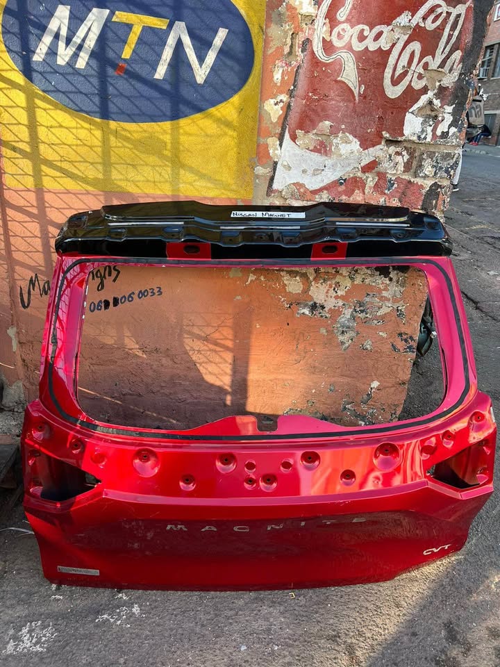 Nissan Magnite tailgates - Private Seller Nissan Magnite tailgates - Private Seller