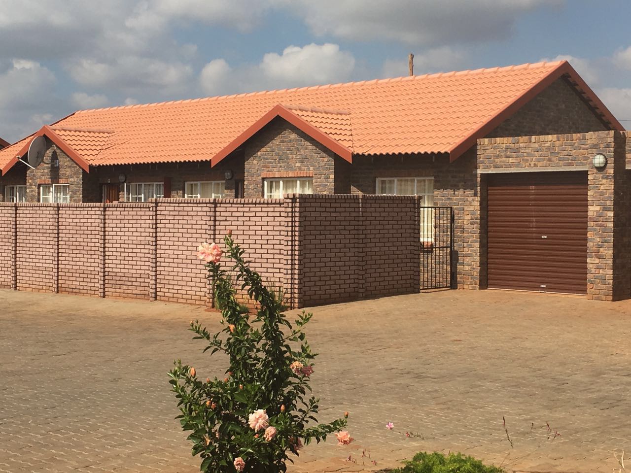 3 Bedroom Family Home in Secure Estate