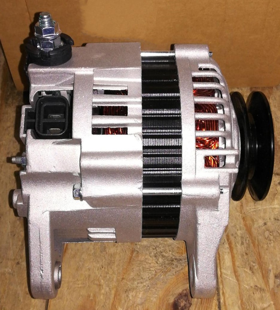 NISSAN NP300 2.4 KA24 ALTERNATOR - Private Seller