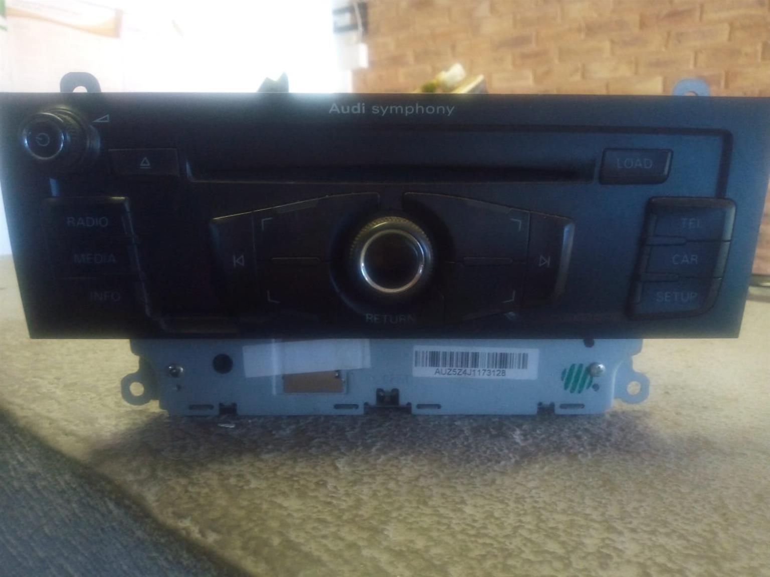 Used Ford Focus 2006 radio for SALE!at 