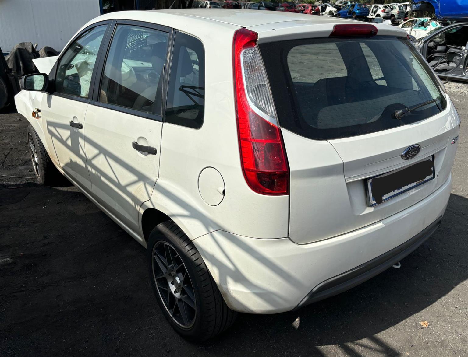 2013 FORD FIGO 14LT FOR STRIPPING - Private Seller 2013 FORD FIGO 14LT FOR STRIPPING - Private Seller