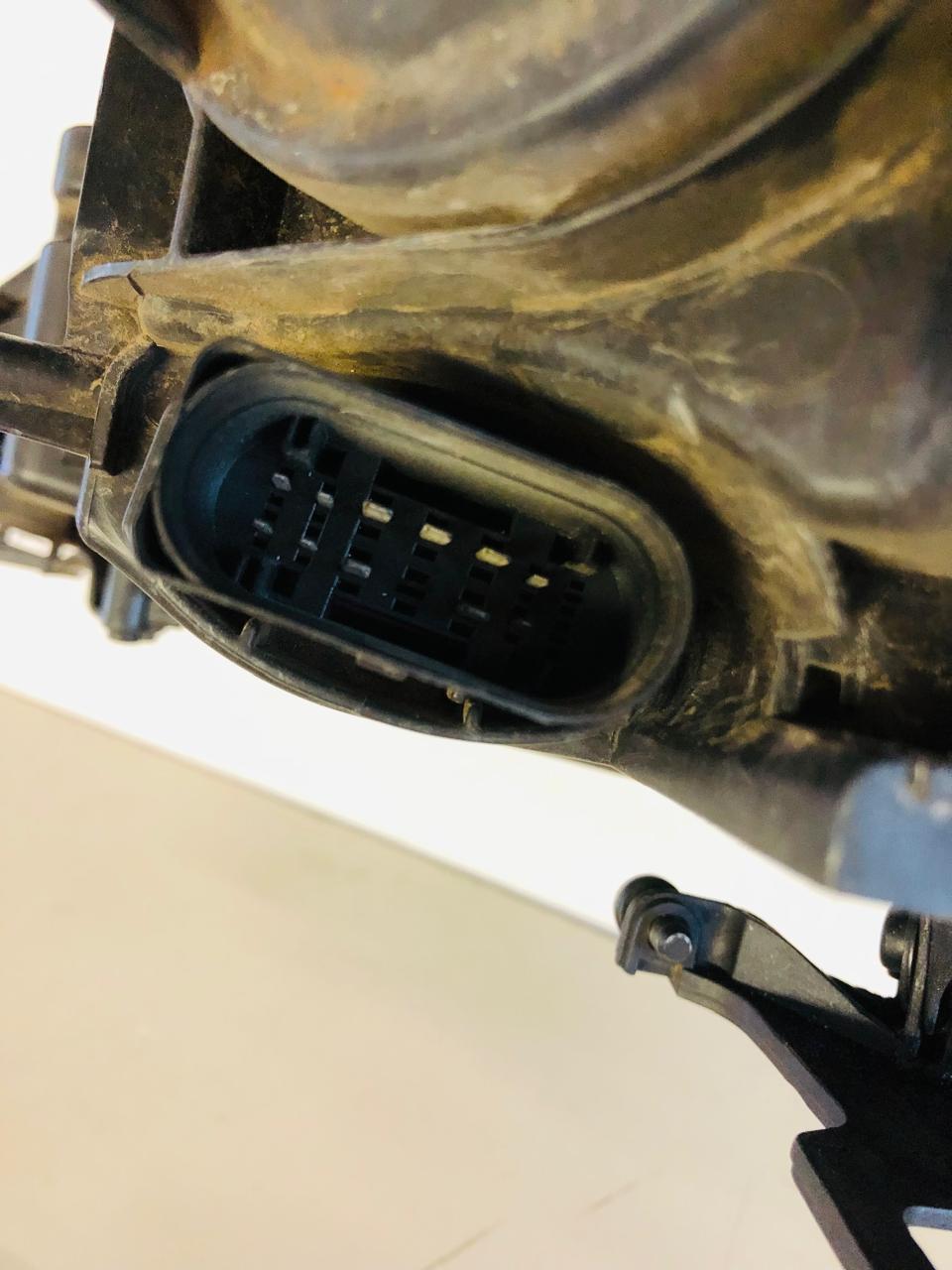 Audi A4 S4 left side xenon headlight - Private Seller Audi A4 S4 left side xenon headlight - Private Seller