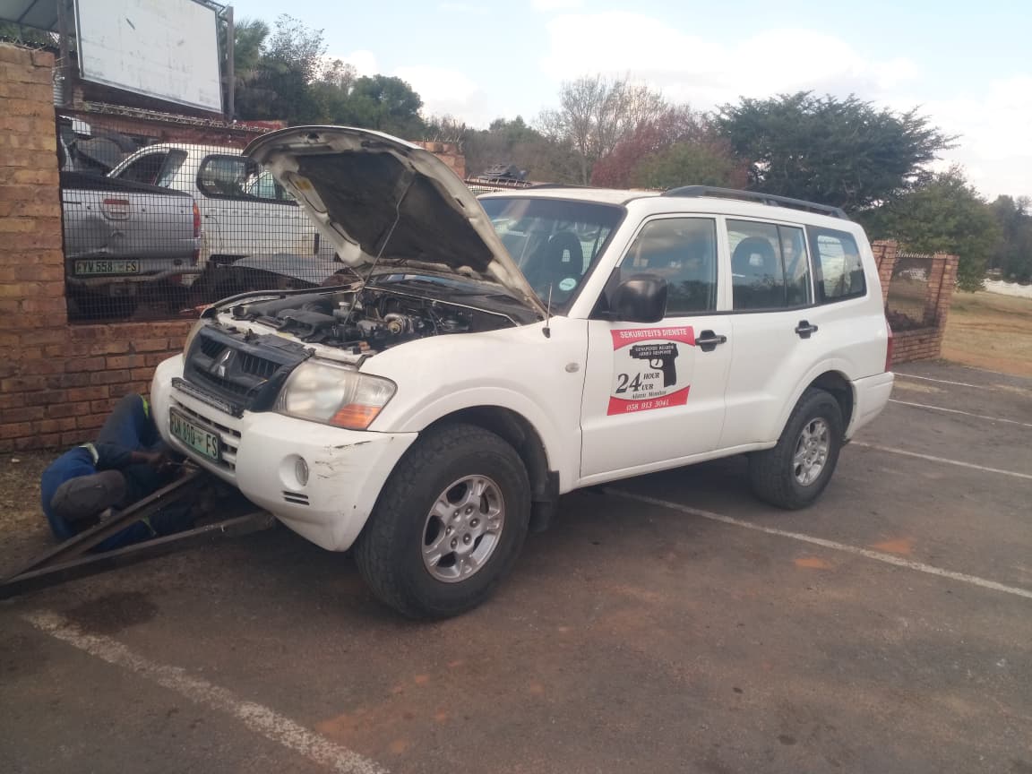Pajero CK 3.2 DID LWB 2005 Model Stripping - Private Seller Pajero CK 3.2 DID LWB 2005 Model Stripping - Private Seller