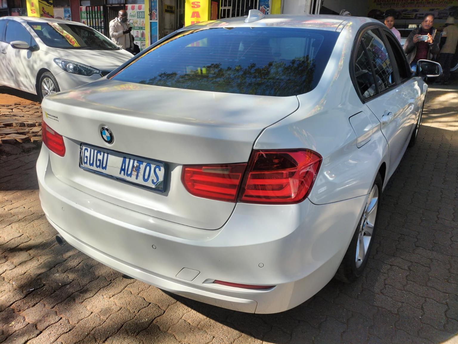 2013 BMW 316i AUTOMATIC, PETROL
107000KM
REVERSE SENSOR