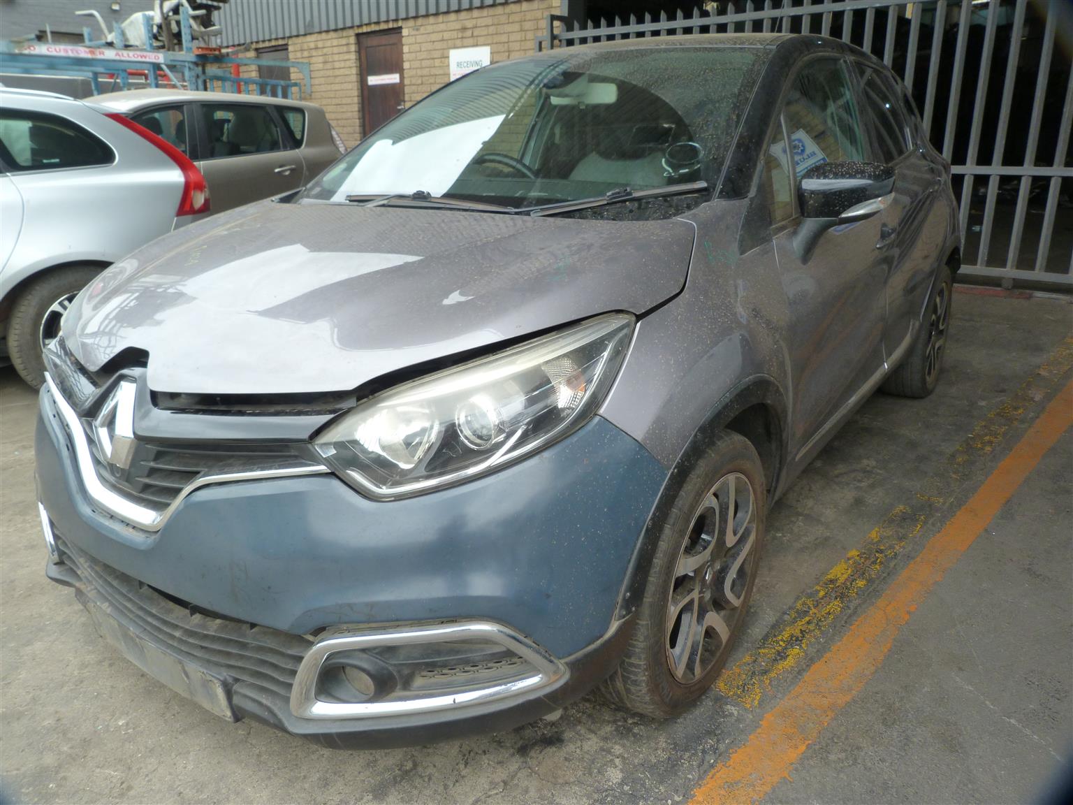 Renault Captur 900cc Turbo Manual Grey - 2015 SPARESBOYZ STRIPPING FOR SPARES - Private Seller