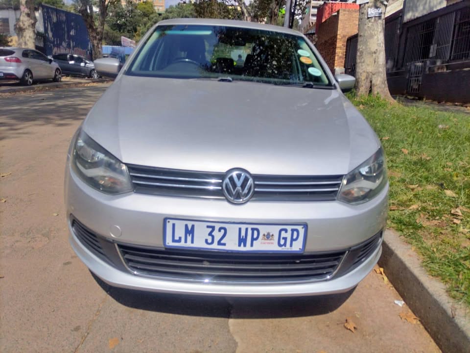2014 vw polo 6 1.6 sedan