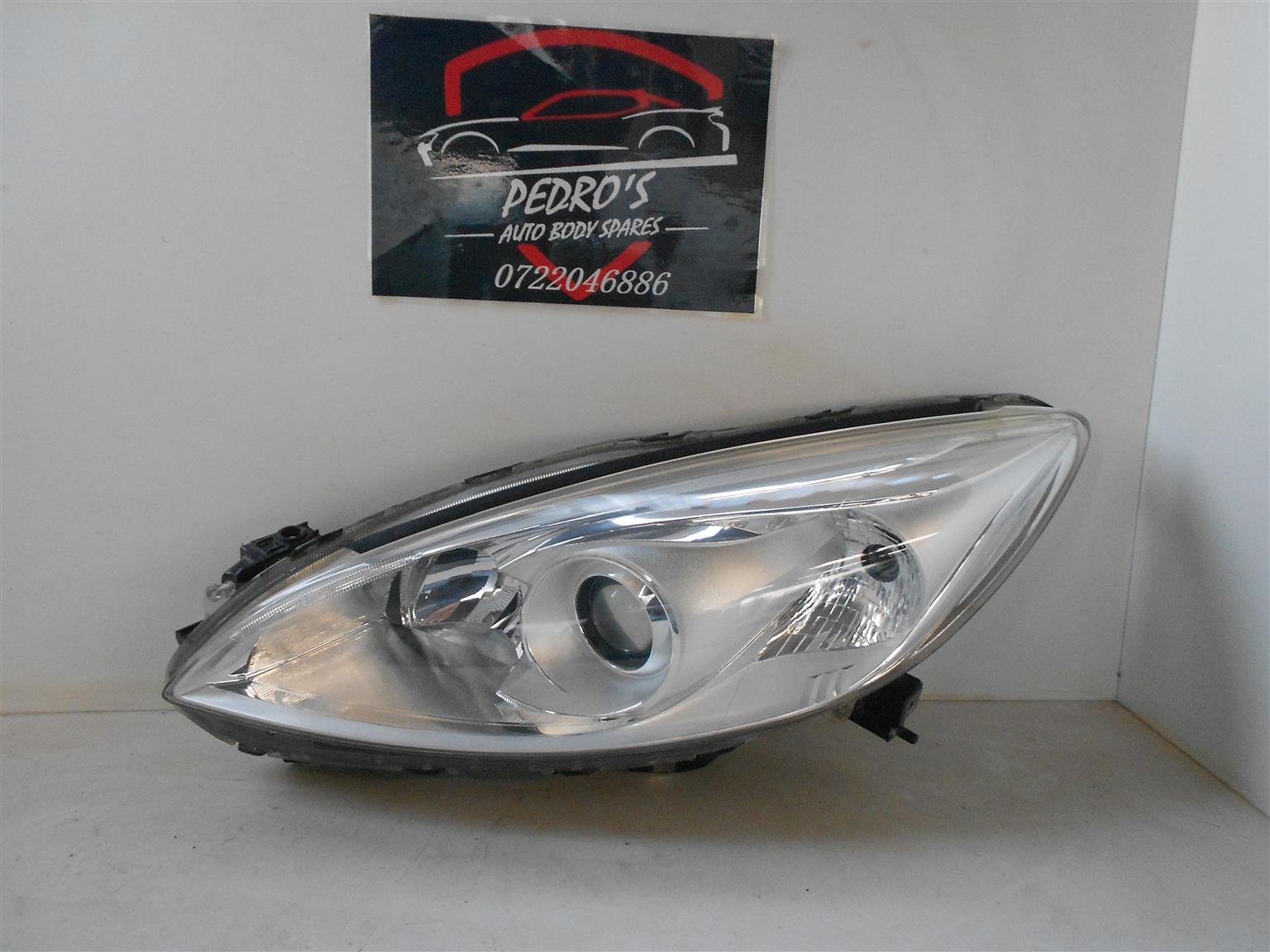 Mazda 5 Left Headlight