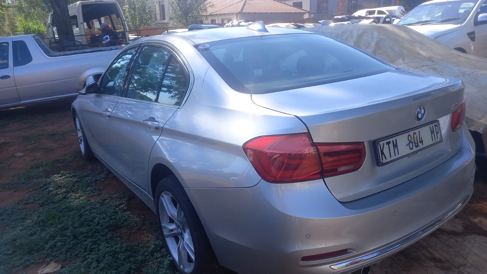 BMW F30 Facelift 320i automatic - Private Seller