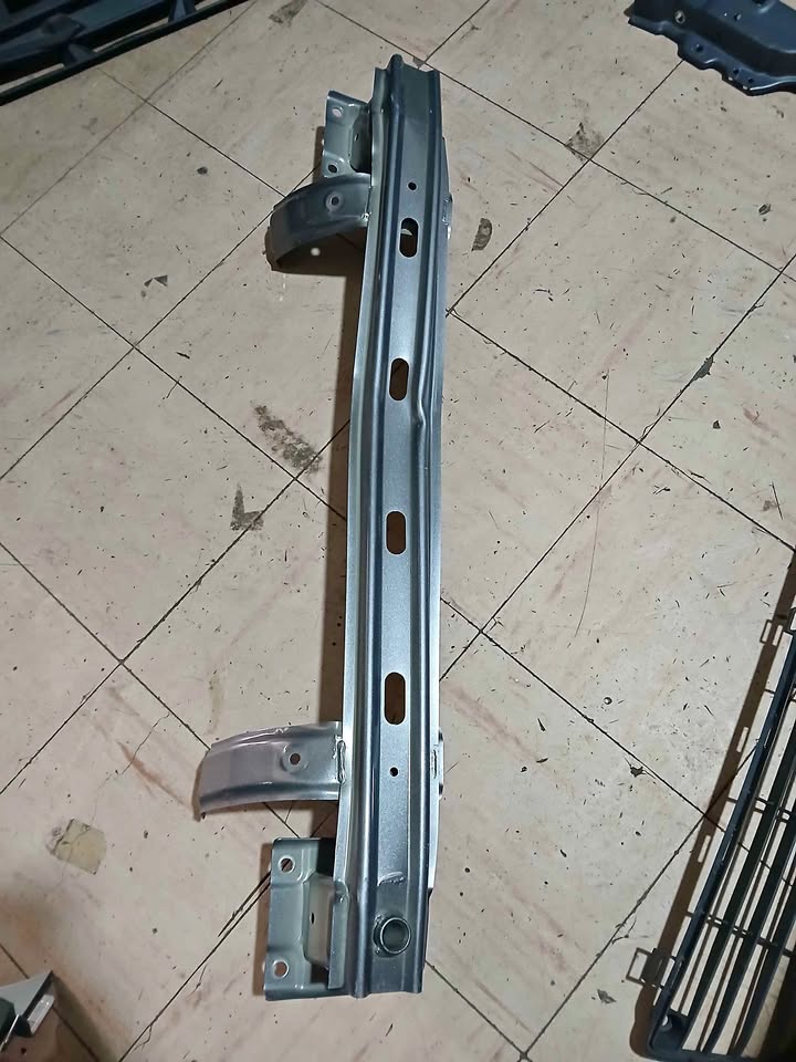 Haval jolion back stiffener - Private Seller Haval jolion back stiffener - Private Seller