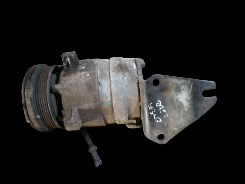 Opel corsa lite A/C pump in stock - secondhand spares - Private Seller