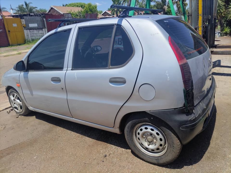 Tata indica 1.4 stripping for spares - Private Seller