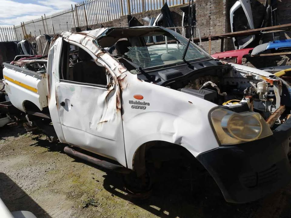 Mahindra genio stripping for spares - Private Seller Mahindra genio stripping for spares - Private Seller