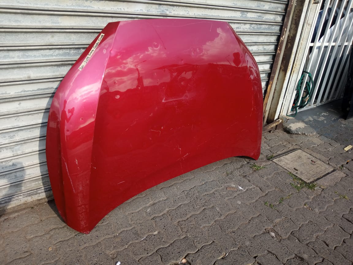 2021-2023 TOYOTA COROLLA CROSS BONNET FOR SALE - Private Seller