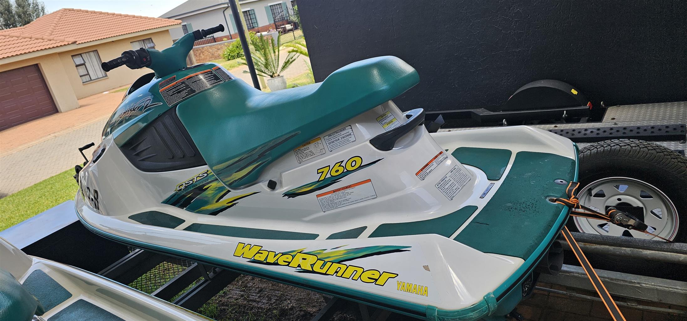 2x Yamaha 760 Waverunner Jetski's