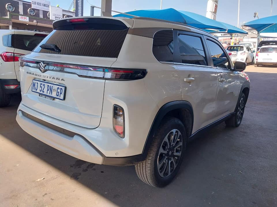 2024 SUZUKI GRAND VITARA GLS 1.5 WHITE COLOR AUTOMATIC PETROL PRICE