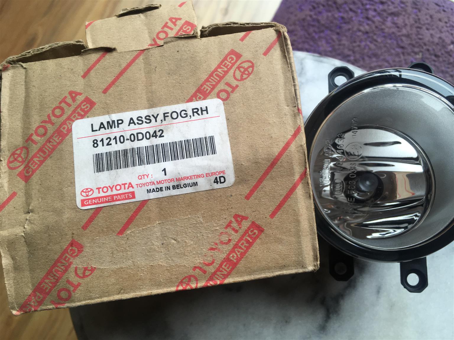 Toyota lamp Assy fog R H - Private Seller Toyota lamp Assy fog R H - Private Seller