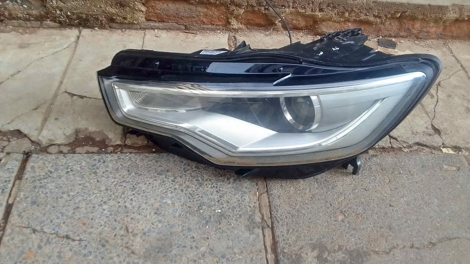 AUDI A6 HEADLIGHT - Private Seller AUDI A6 HEADLIGHT - Private Seller