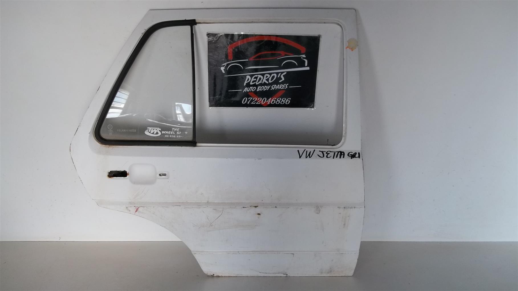 VW Jetta MK5 (Right) passenger door - Private Seller VW Jetta MK5 (Right) passenger door - Private Seller