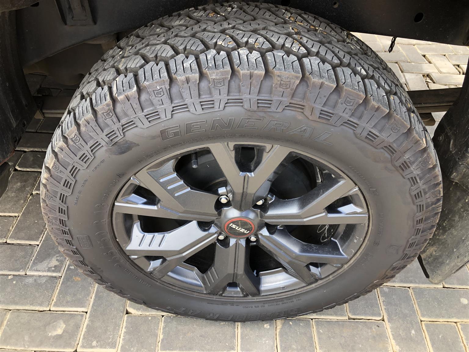 Used 2024 Isuzu D-Max 300 3.0TD double cab 4x4 LX Arctic Trucks AT 35 - Private Seller