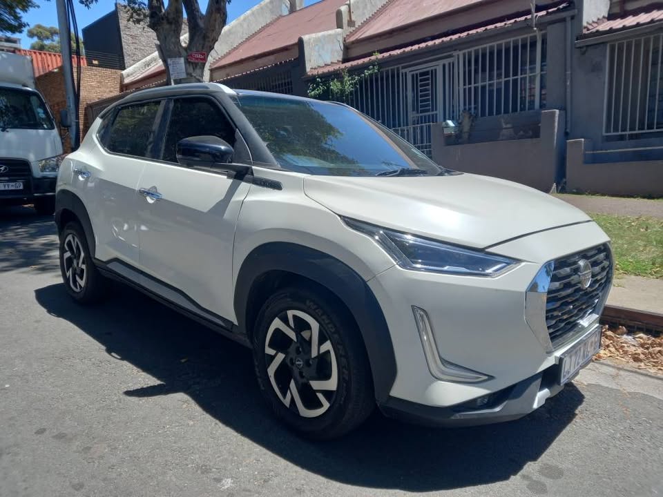2023 NISSAN MAGNITE 1.0T CTV PETROL, AUTOMATIC, WHITE COLOR, MILEAGE KEYLESS