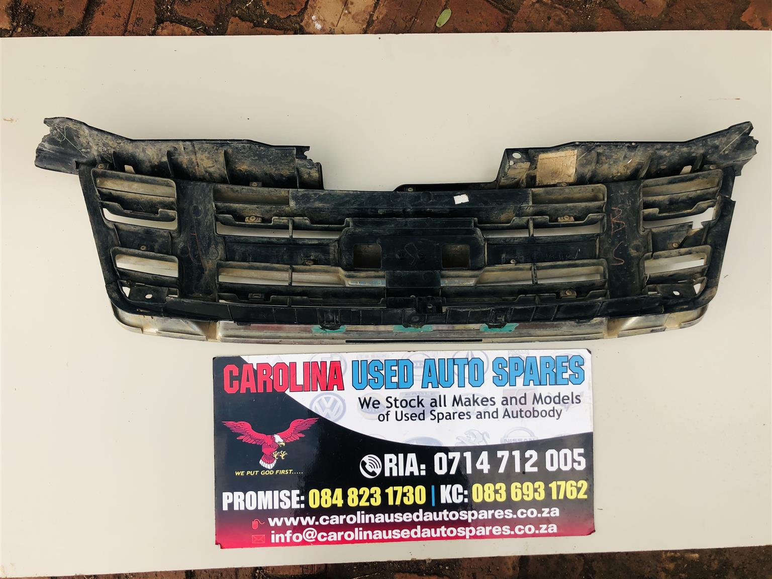 Isuzu Go big chrome radiator grill - Private Seller