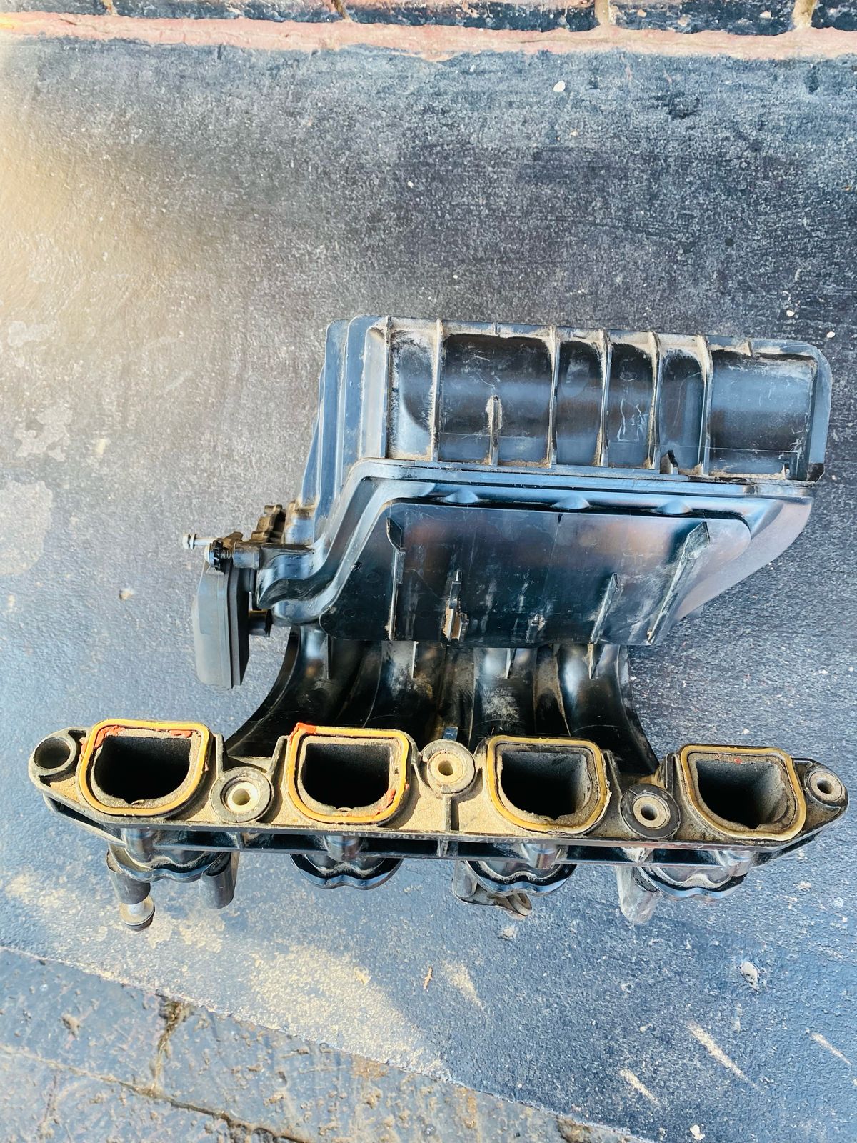 BMW 1series 3 series E46 n42 n46 intake manifold - Private Seller BMW 1series 3 series E46 n42 n46 intake manifold - Private Seller