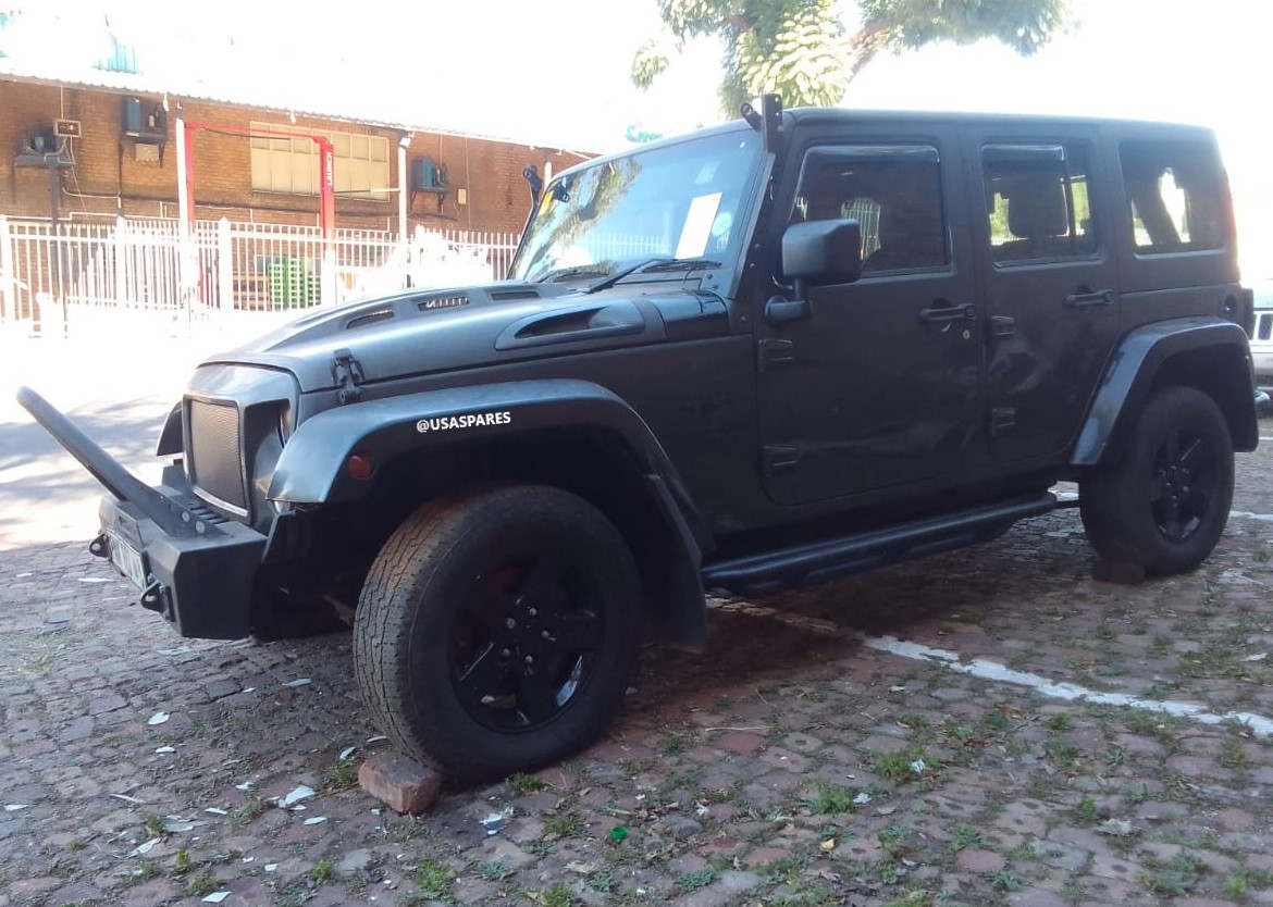 2015 Jeep Wrangler 2.8 JK Diesel Automatic – Spare Parts For Sale - Private Seller