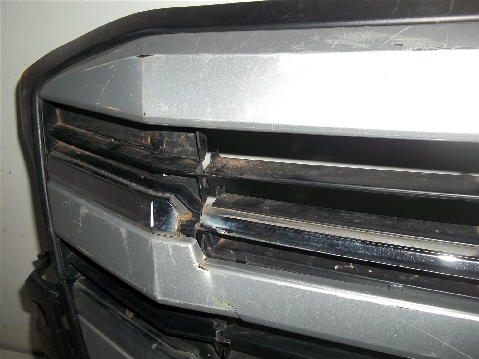 Toyota Land Cruiser 300 '22-'24 main grille - Private Seller Toyota Land Cruiser 300 '22-'24 main grille - Private Seller